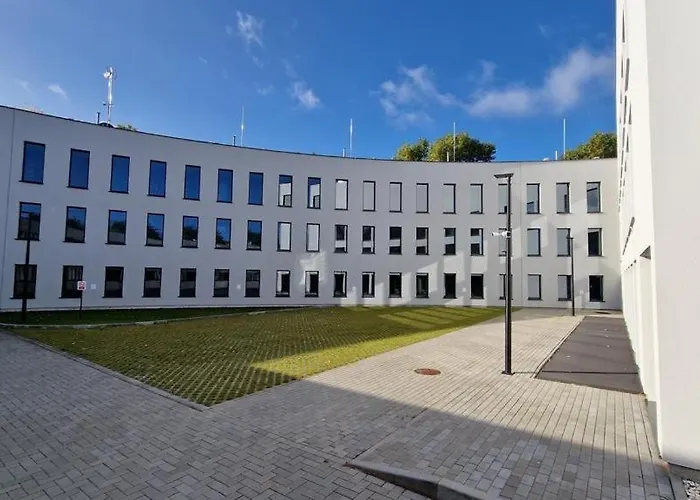 Gold Luxury Romantic Private Jacuzzi & Sauna