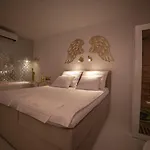 Gold Luxury Romantic Private Jacuzzi & Sauna Kołobrzeg