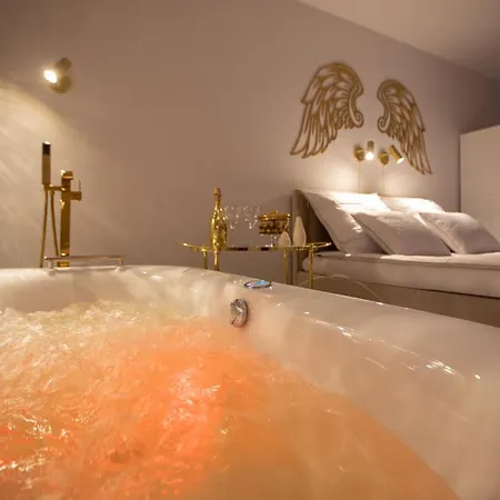 Apartament Spa&jacuzzi Solny Kołobrzeg
