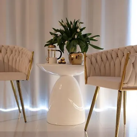 Daire Gold Luxury Romantic Private Jacuzzi & Sauna